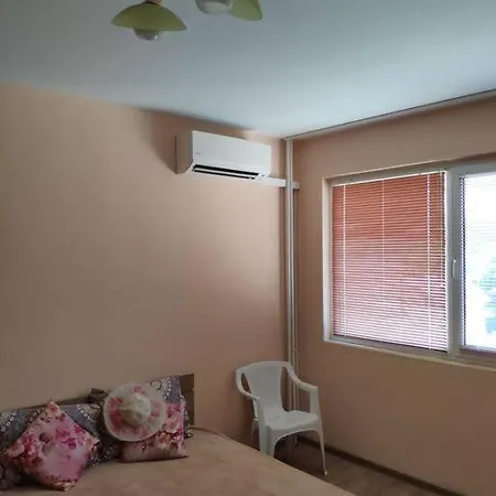 Cosy 1 Bedroom Close To Shops And Center Apartment *